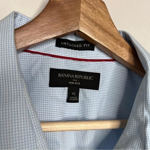 Banana Republic Factory Mens Size XL Light Blue Untucked No Iron Button Down - Picture 5 of 8